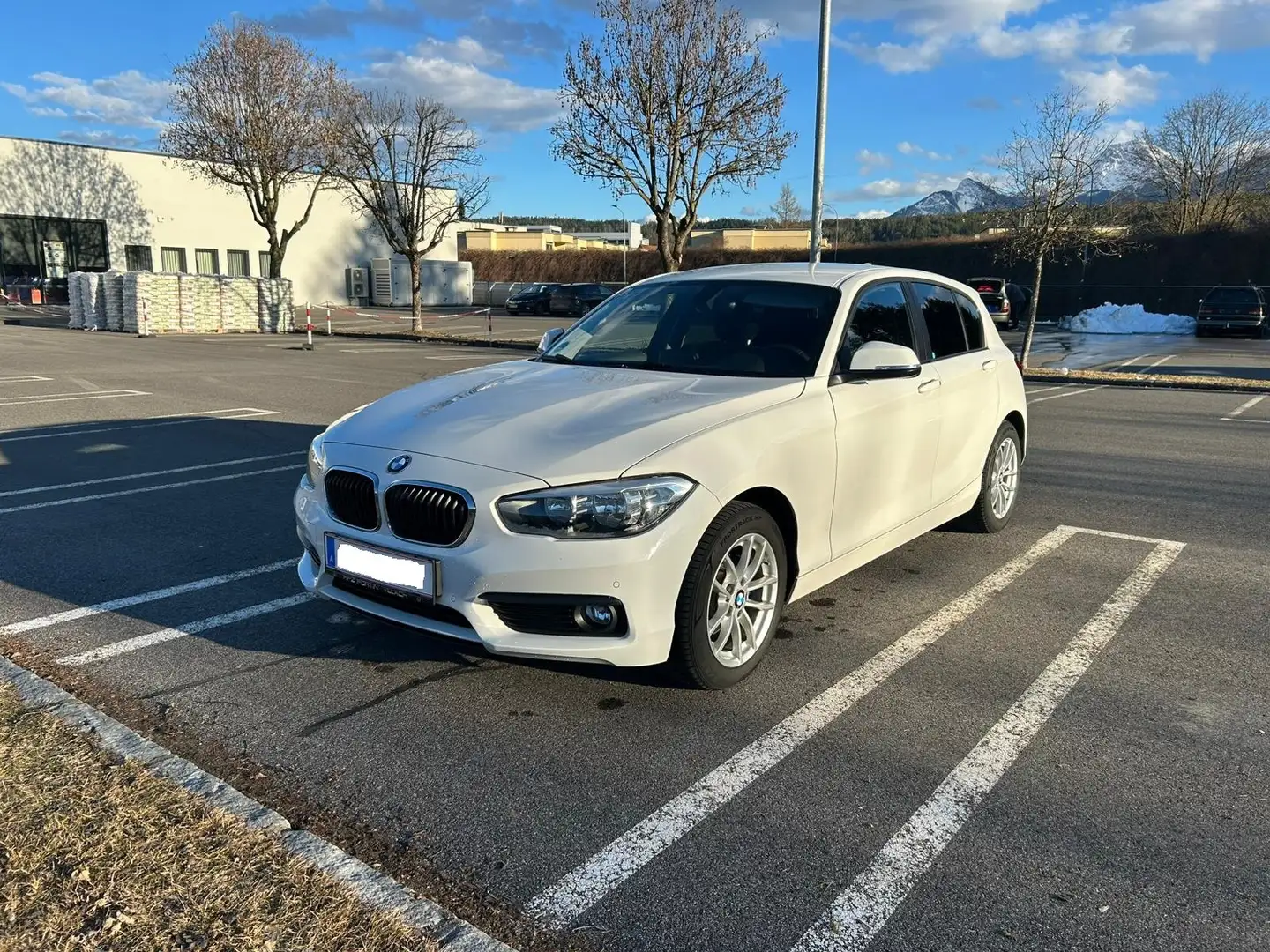 BMW 116 116d Advantage Weiß - 1