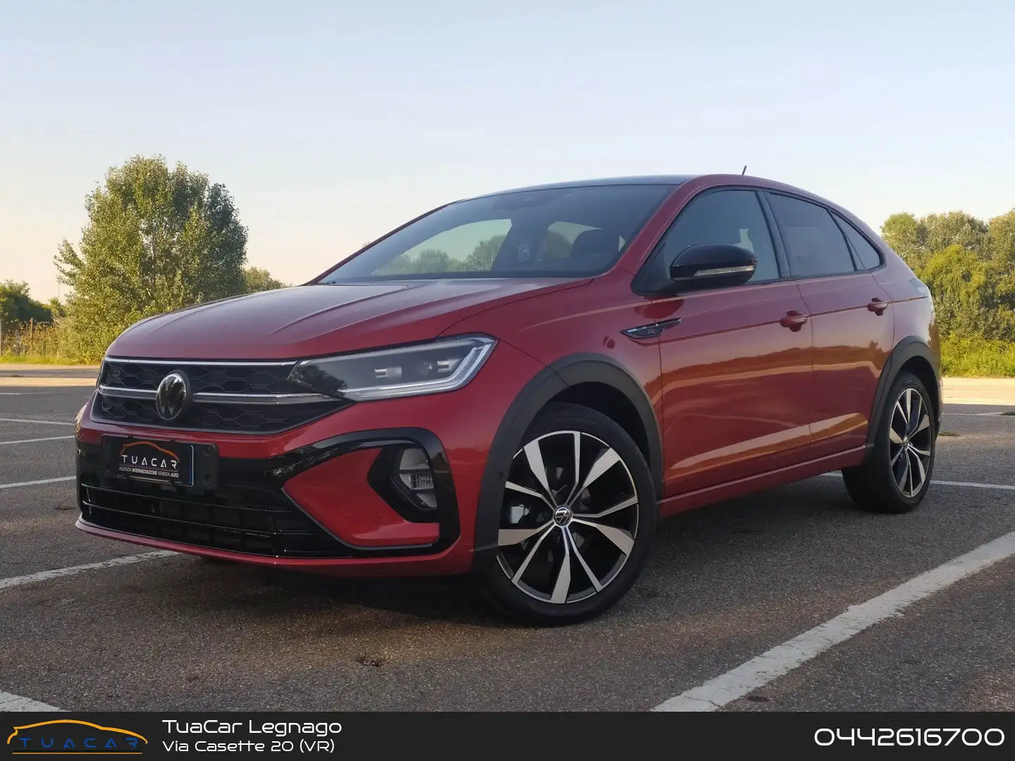 Volkswagen Taigo R Line 1.0 TSI 110 CV Rosso - 1
