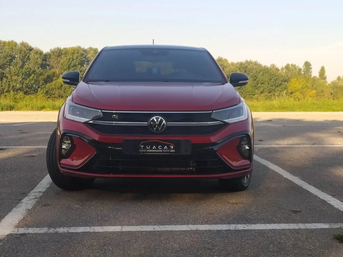 Volkswagen Taigo R Line 1.0 TSI 110 CV Rojo - 2