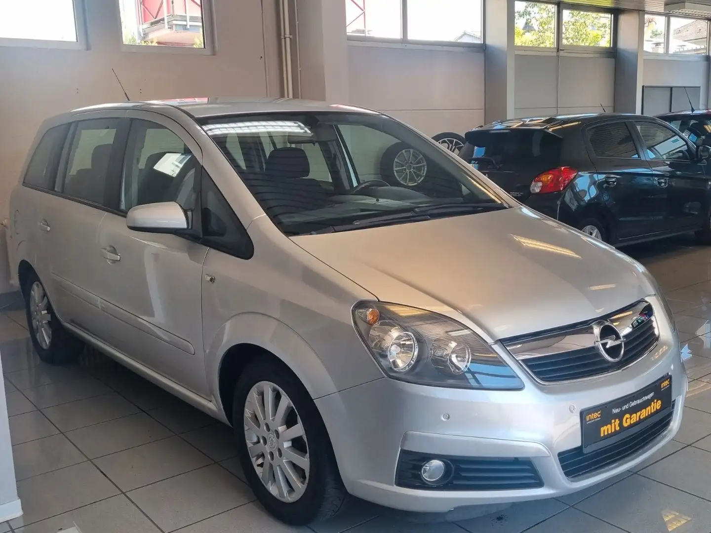 Opel Zafira B CATCH ME*7 SITZER*NAVI*PDC*KLIMA*TÜV* Argent - 2