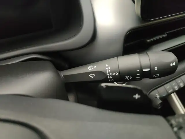 Jeep Avenger view 15