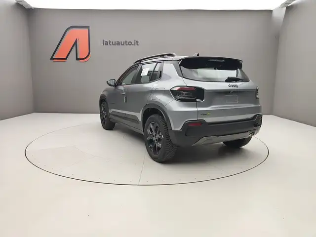 Jeep Avenger view 6