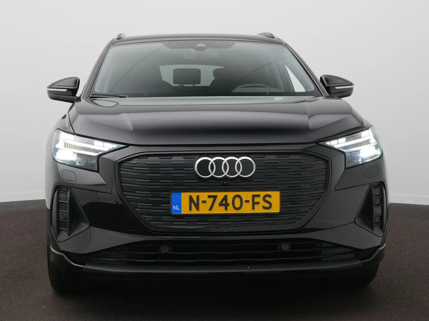 Audi Q4 e-tron 35 Launch edition Advanced 55 kWh | 20 Inch | SONO Zwart - 2