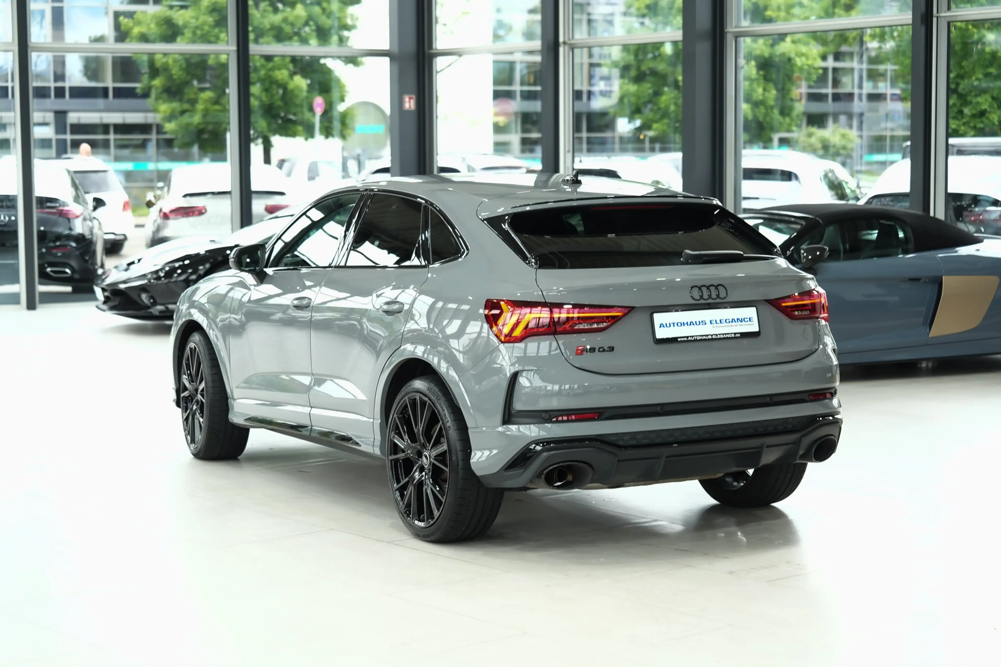 Audi RS Q3 Sportback 2.5 TFSI quattro*RS-ABGAS*SONUS* — photo 8