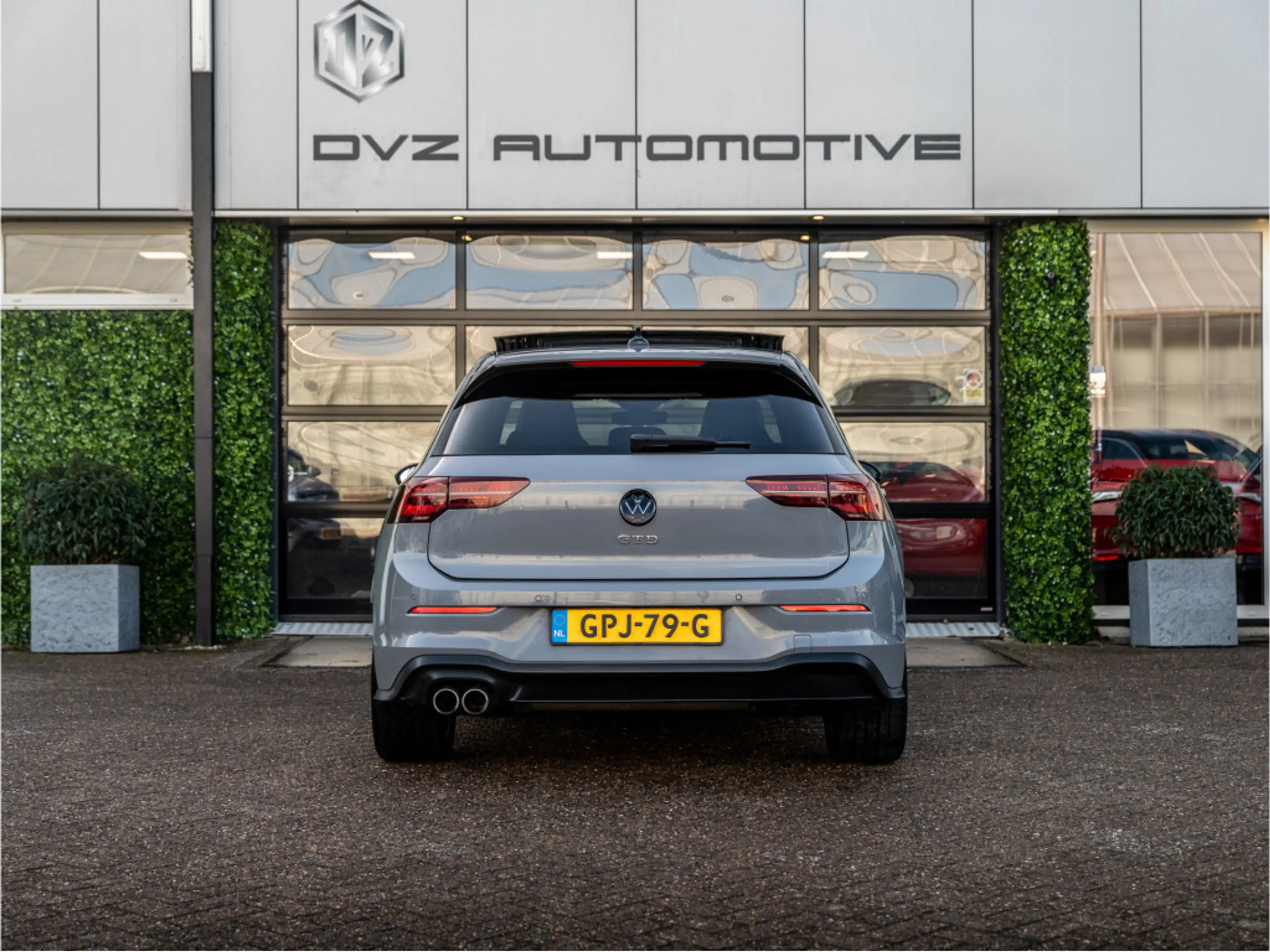 Volkswagen Golf GTD 2.0 TDI DSG 200PK | Pano | 19" R | Camera | BTW — photo 10