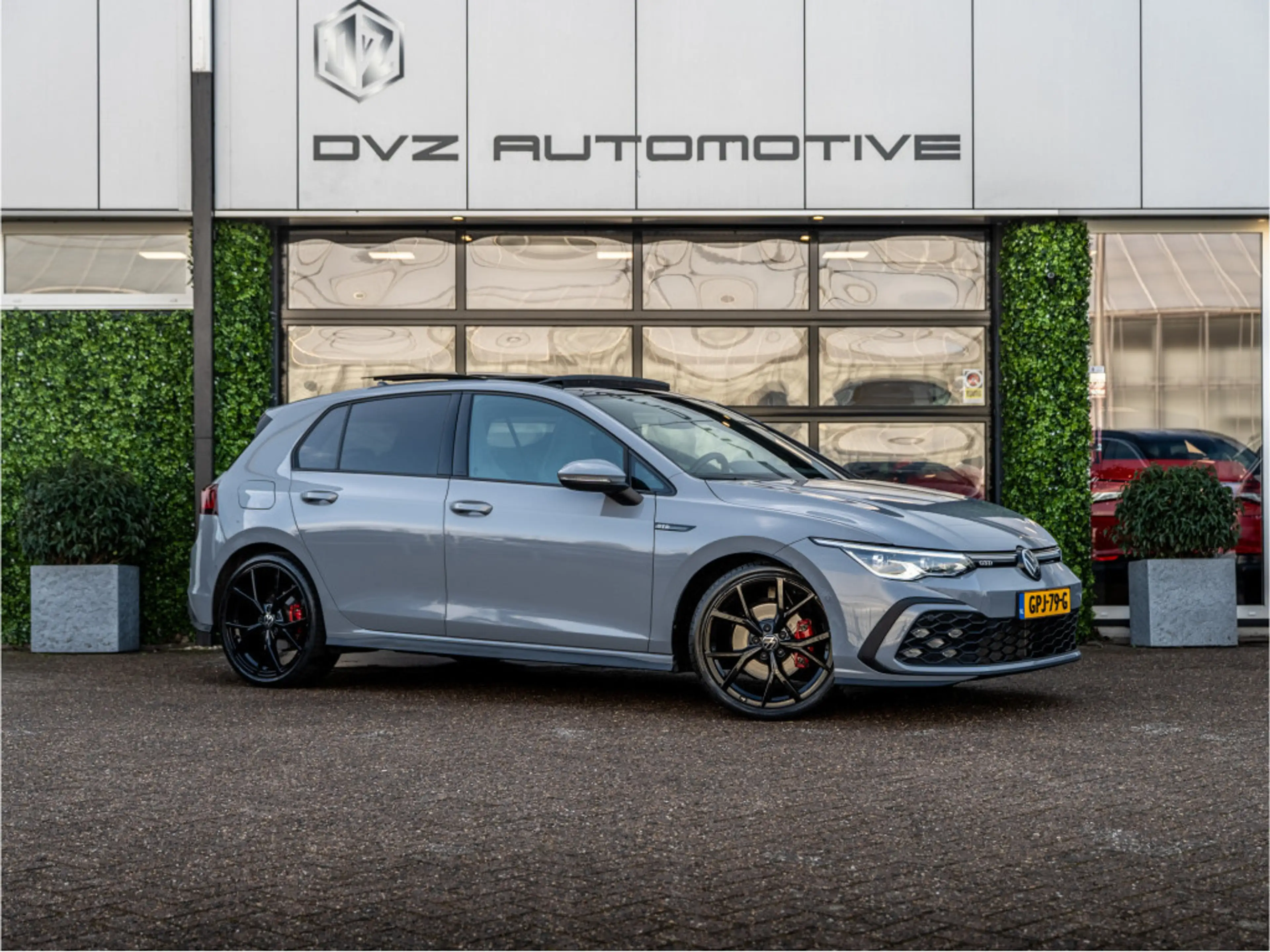 Volkswagen Golf GTD 2.0 TDI DSG 200PK | Pano | 19" R | Camera | BTW — photo 6