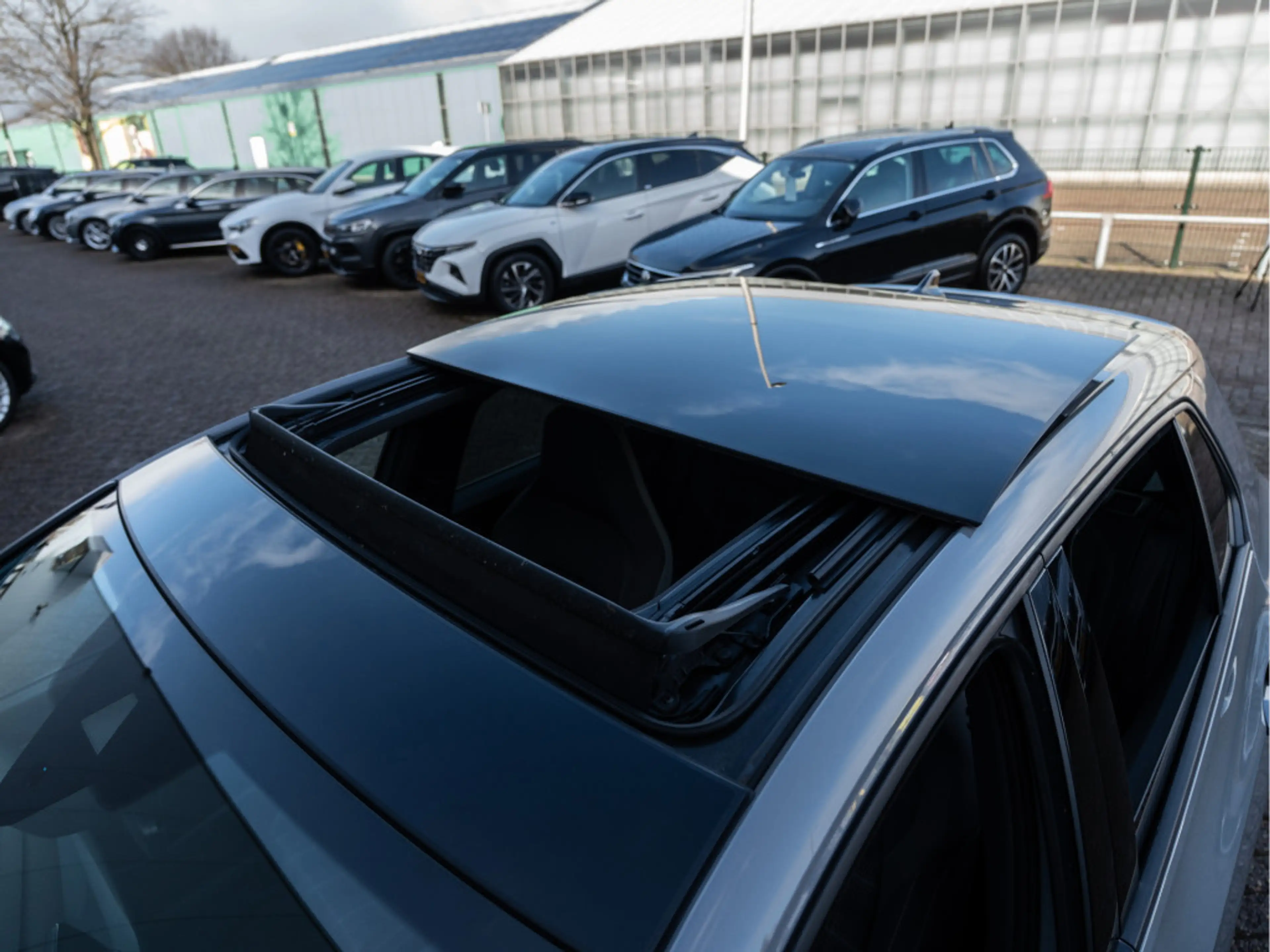 Volkswagen Golf GTD 2.0 TDI DSG 200PK | Pano | 19" R | Camera | BTW — photo 3