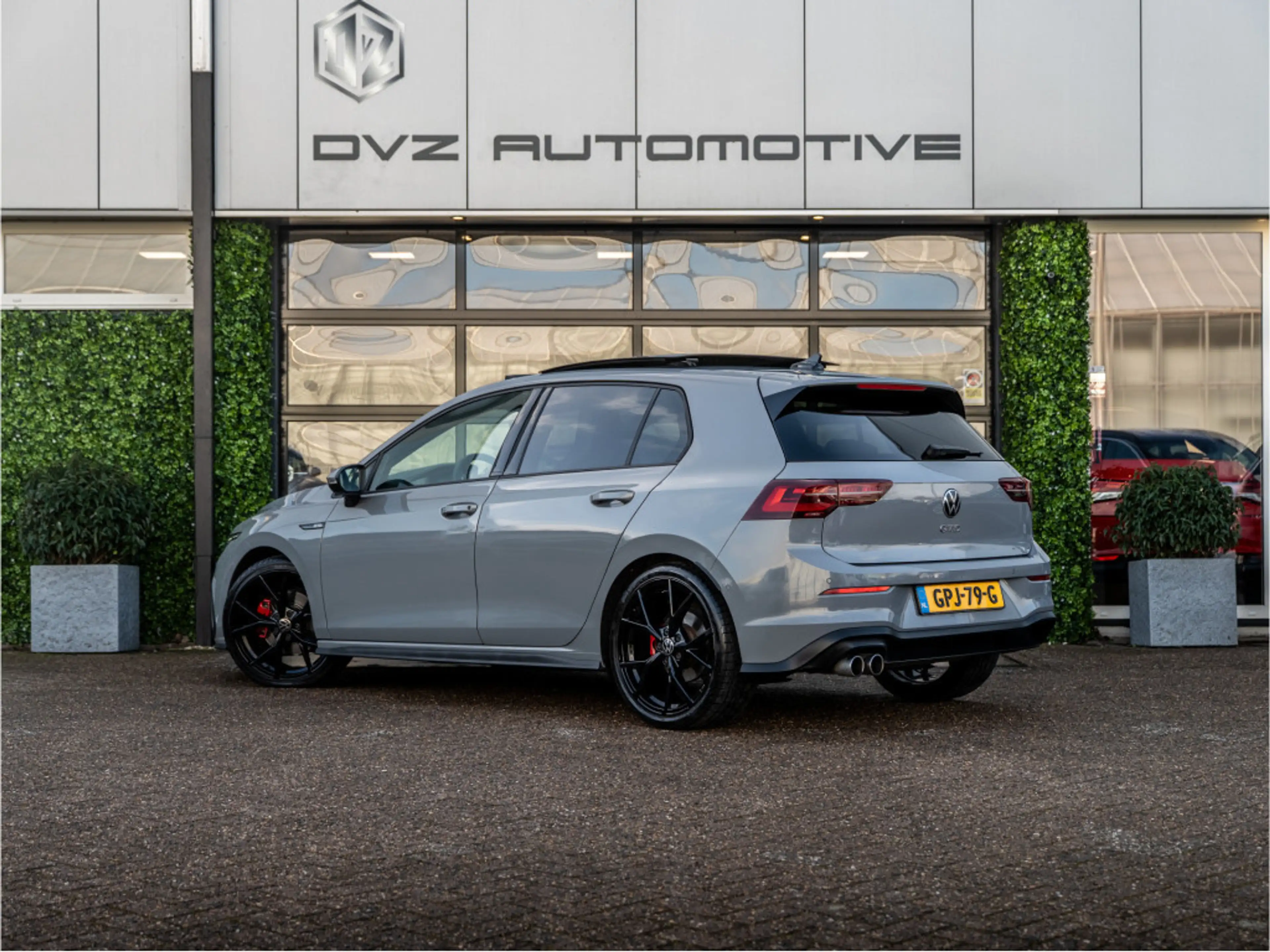 Volkswagen Golf GTD 2.0 TDI DSG 200PK | Pano | 19" R | Camera | BTW — photo 9