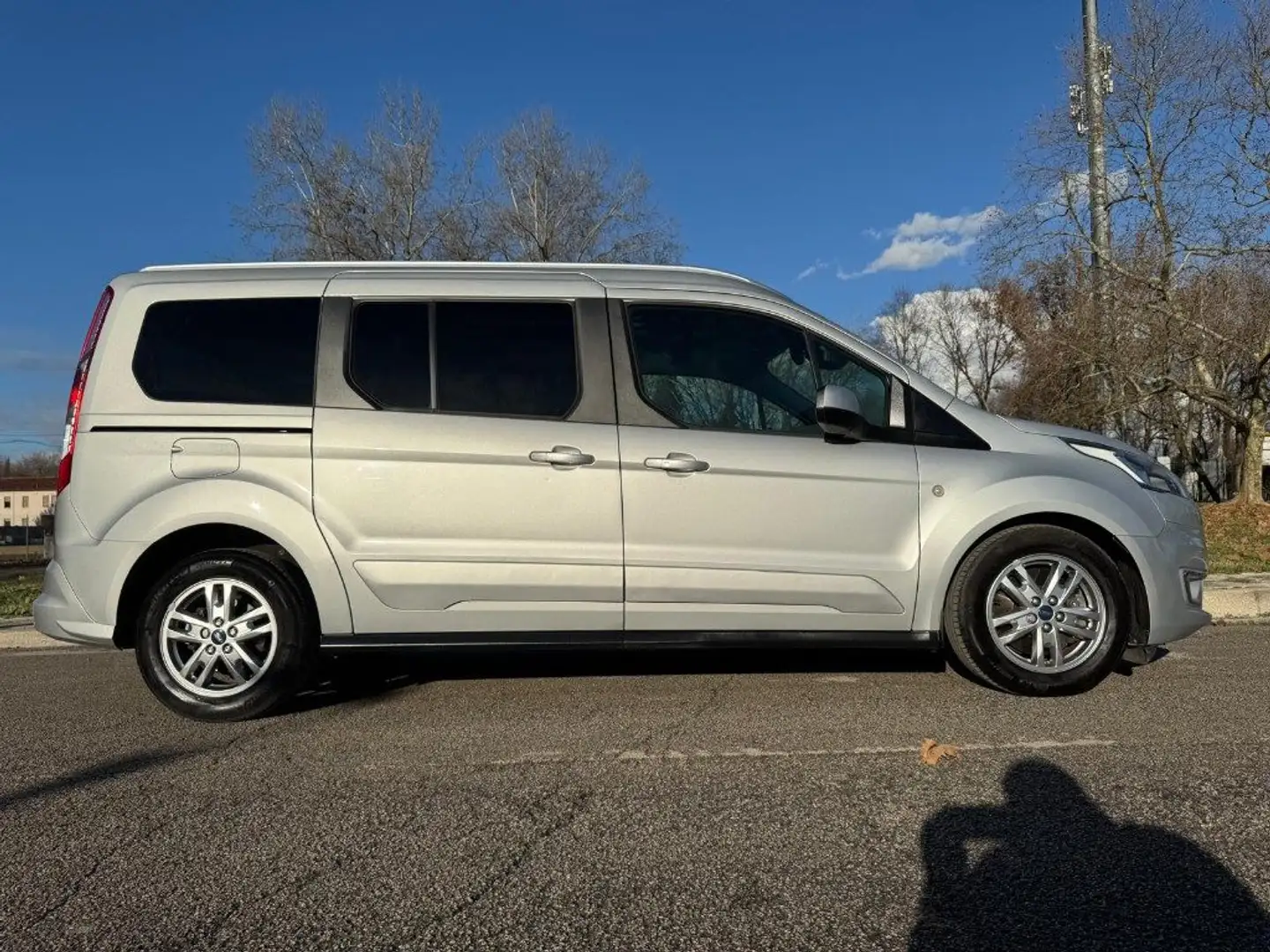 Ford Tourneo Connect 1.5 TDCi 120 CV Powershift Titanium 7 Posti Ezüst - 1