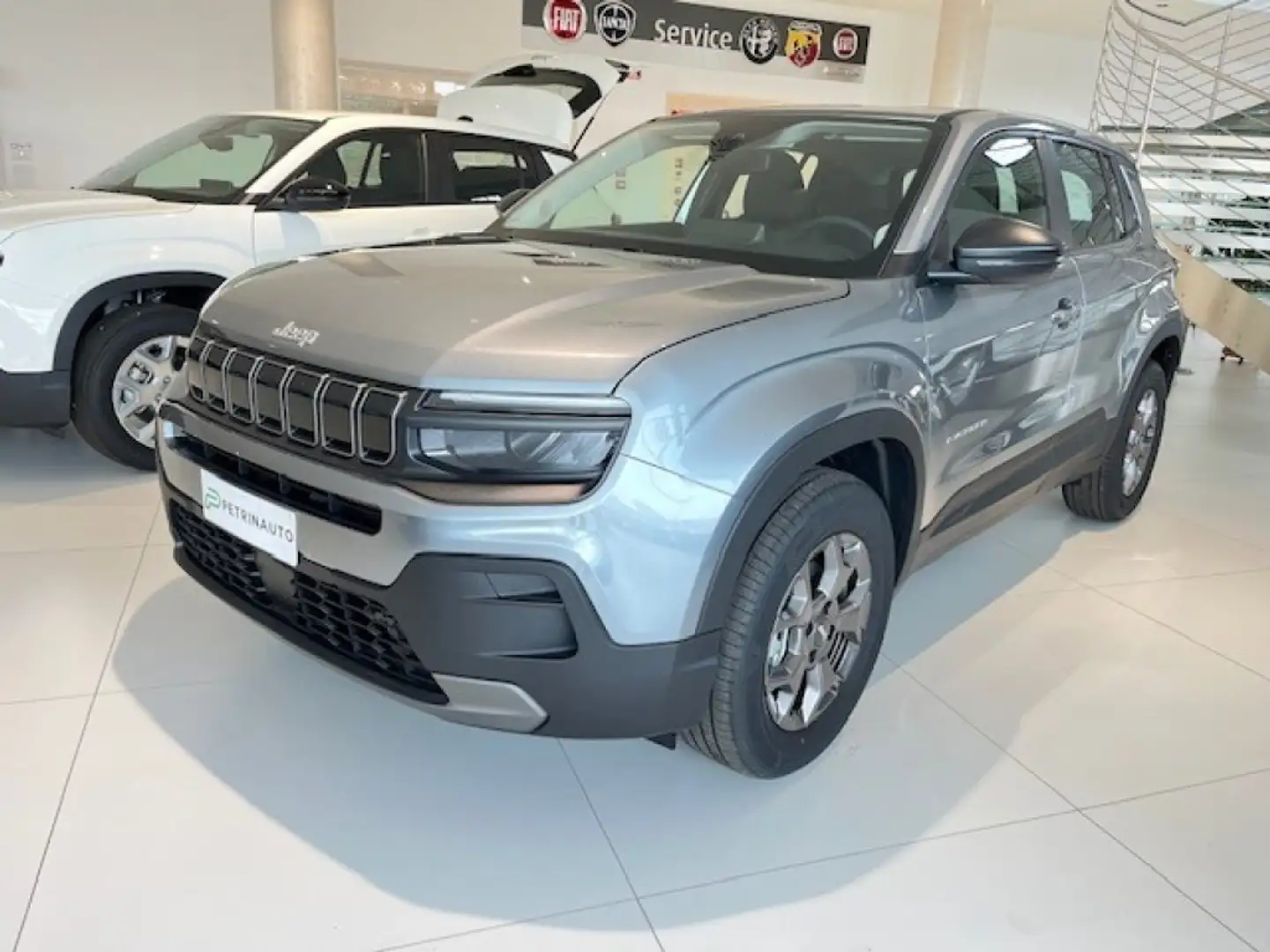 Jeep Avenger 1.2 Turbo Longitude MY'25 Km. Zero Grijs - 2