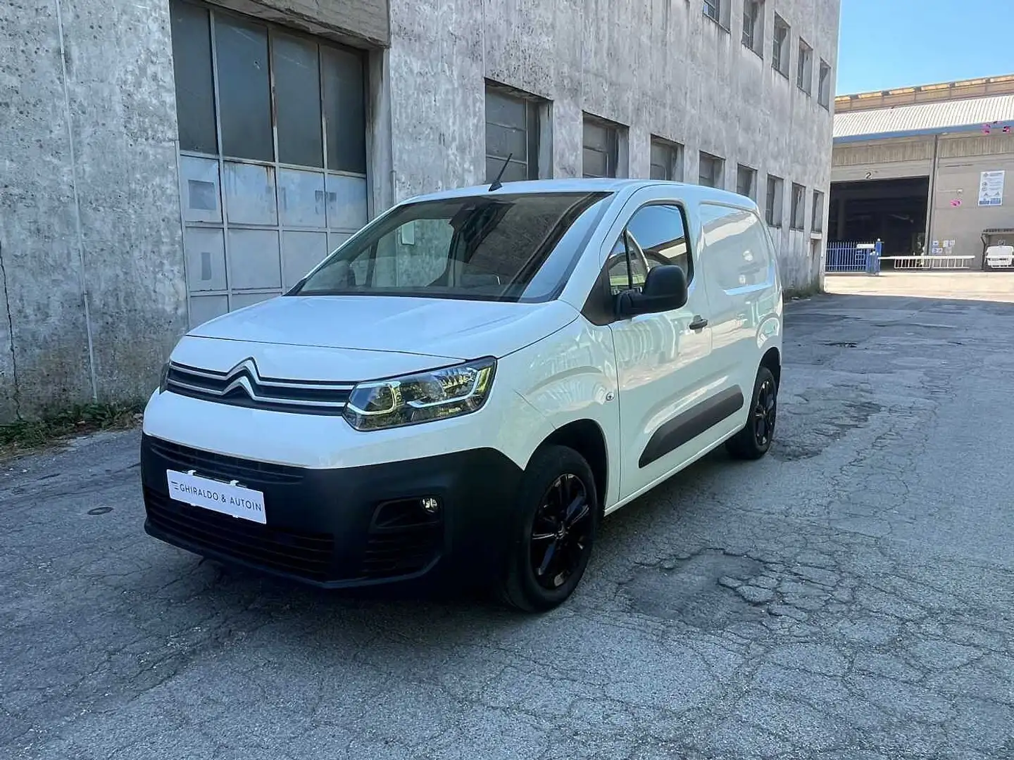 Citroen Berlingo 1.5 BlueHDi 130 EAT8 Van M Club White - 1