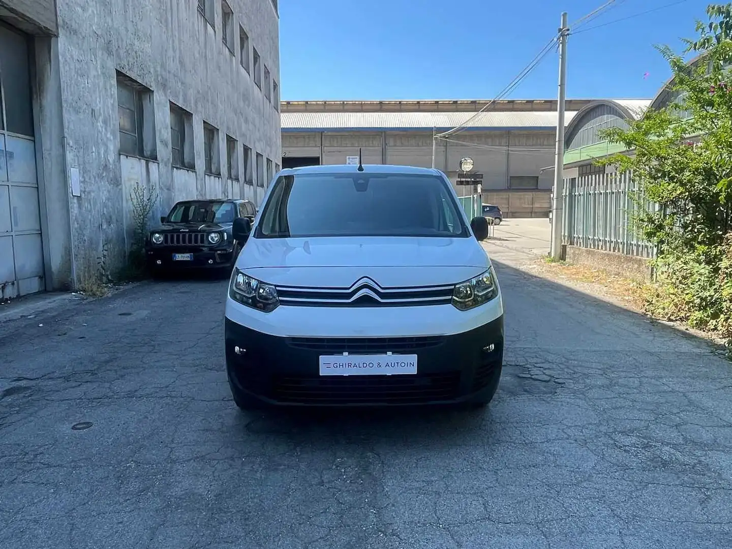Citroen Berlingo 1.5 BlueHDi 130 EAT8 Van M Club White - 2