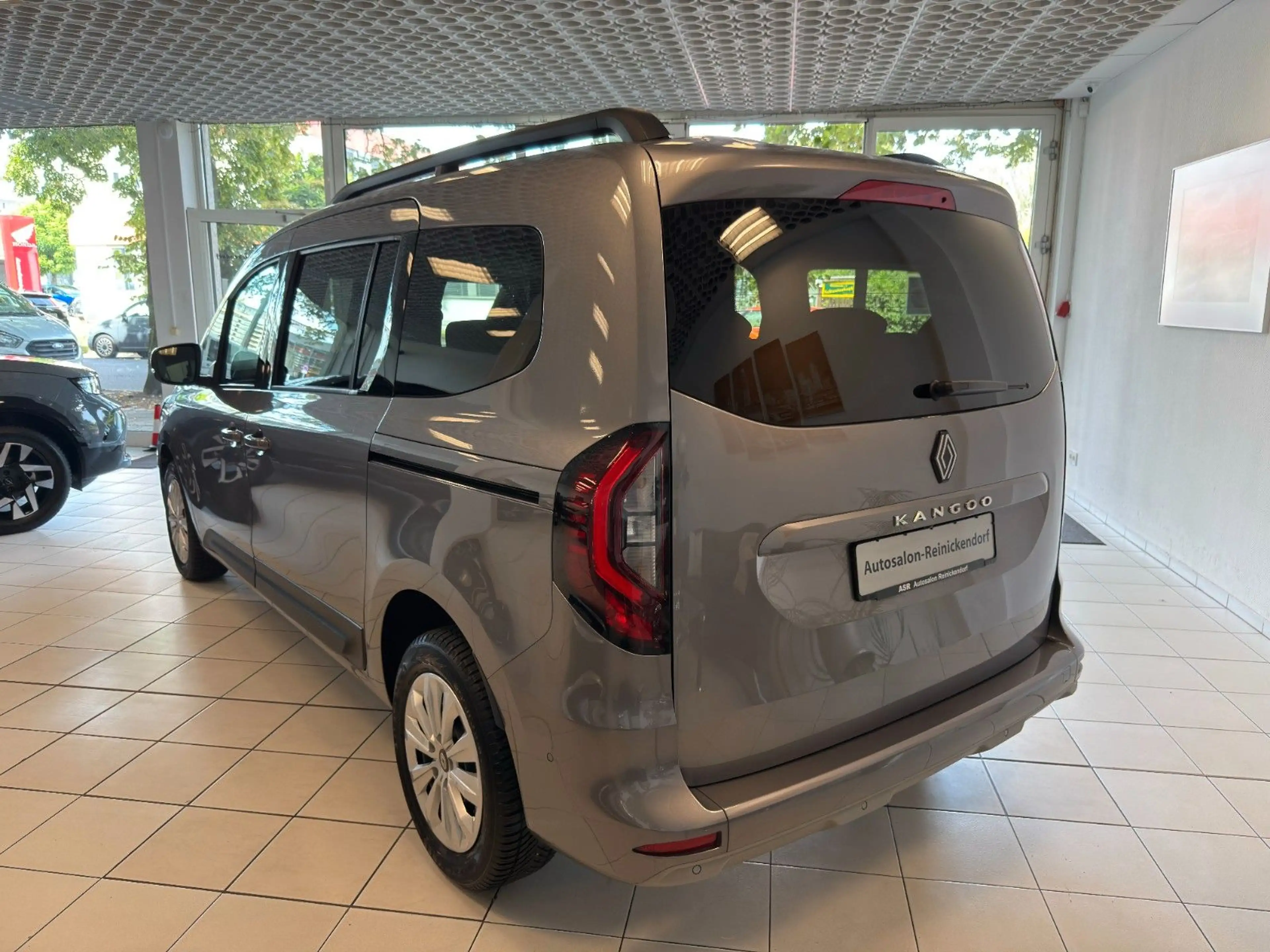 Renault Kangoo Grand Kangoo TCe 130 Equilibre*7Sitzer*Kam* — photo 2