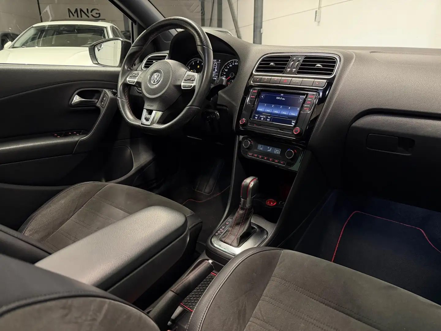 Volkswagen Polo GTI 1.4 TSI GTI|PANO|Leder|StoelVw|CARPLAY|NAP|VOL!| Alb - 2