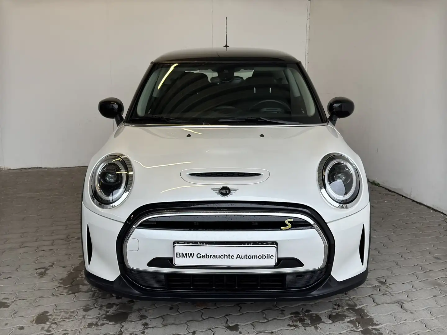 MINI Cooper SE 3-trg. Navi.LED.DriveAss.Apple.PDC.SH Weiß - 1