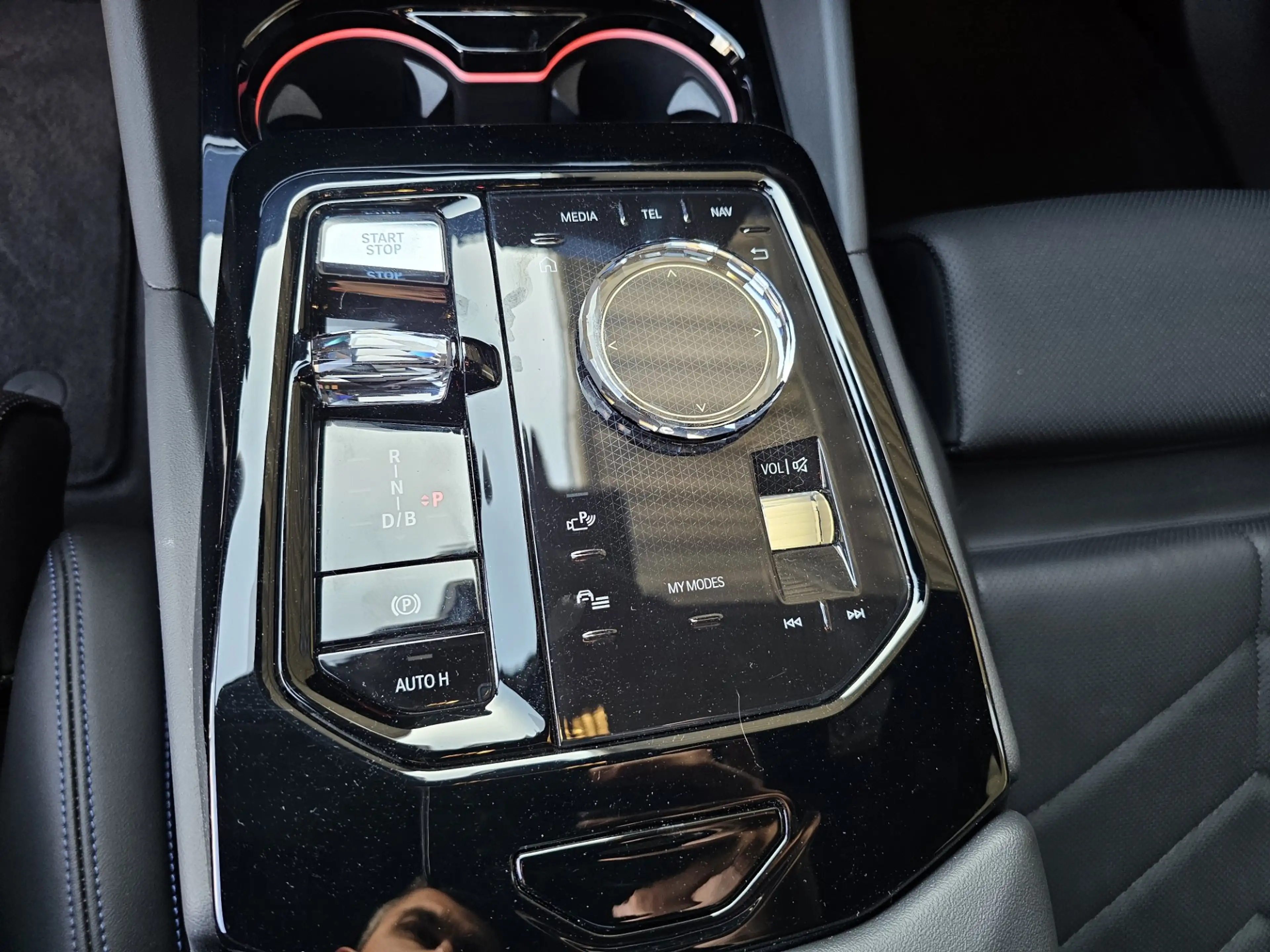 BMW i5 M60 xDrive — photo 15