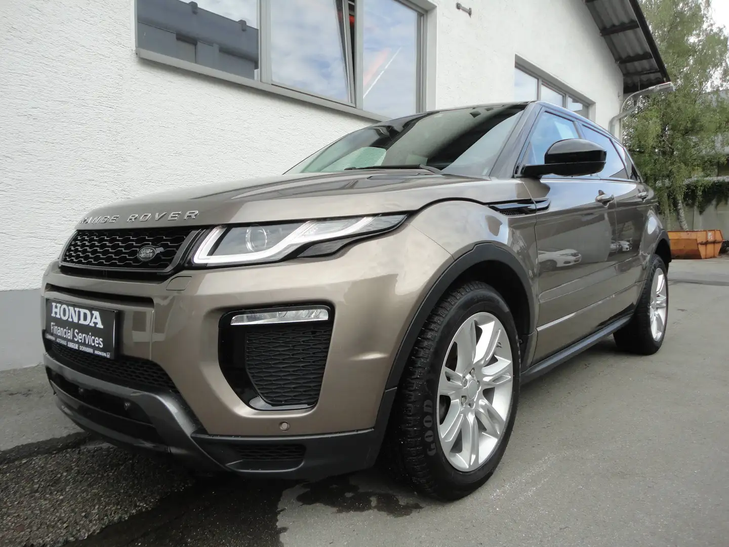 Land Rover Range Rover Evoque HSE Dynamic Grau - 1