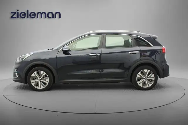 Kia E-Niro view 18