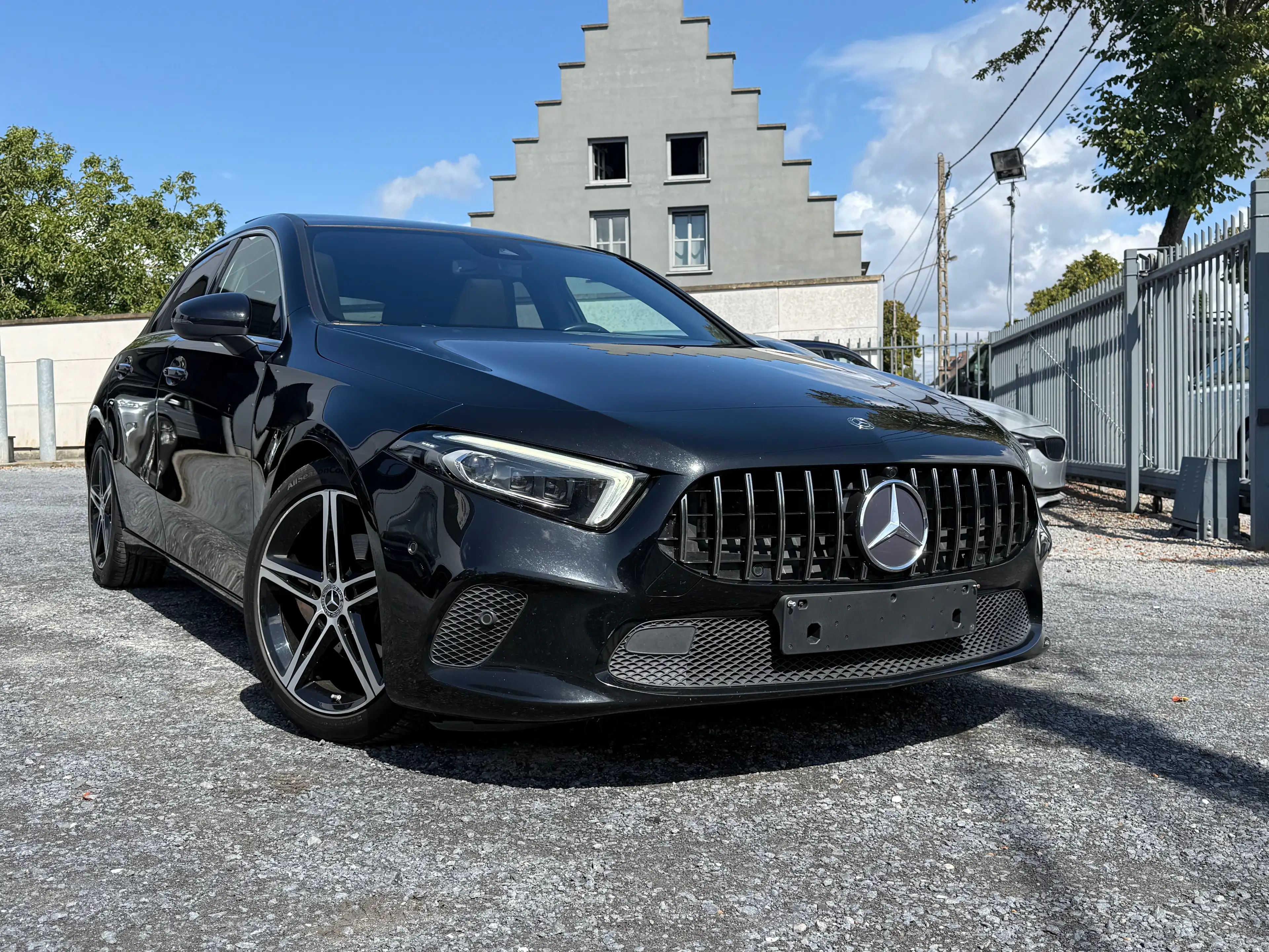 Mercedes-Benz A 180 d Autom. Panorama Leder DAB+ Camera