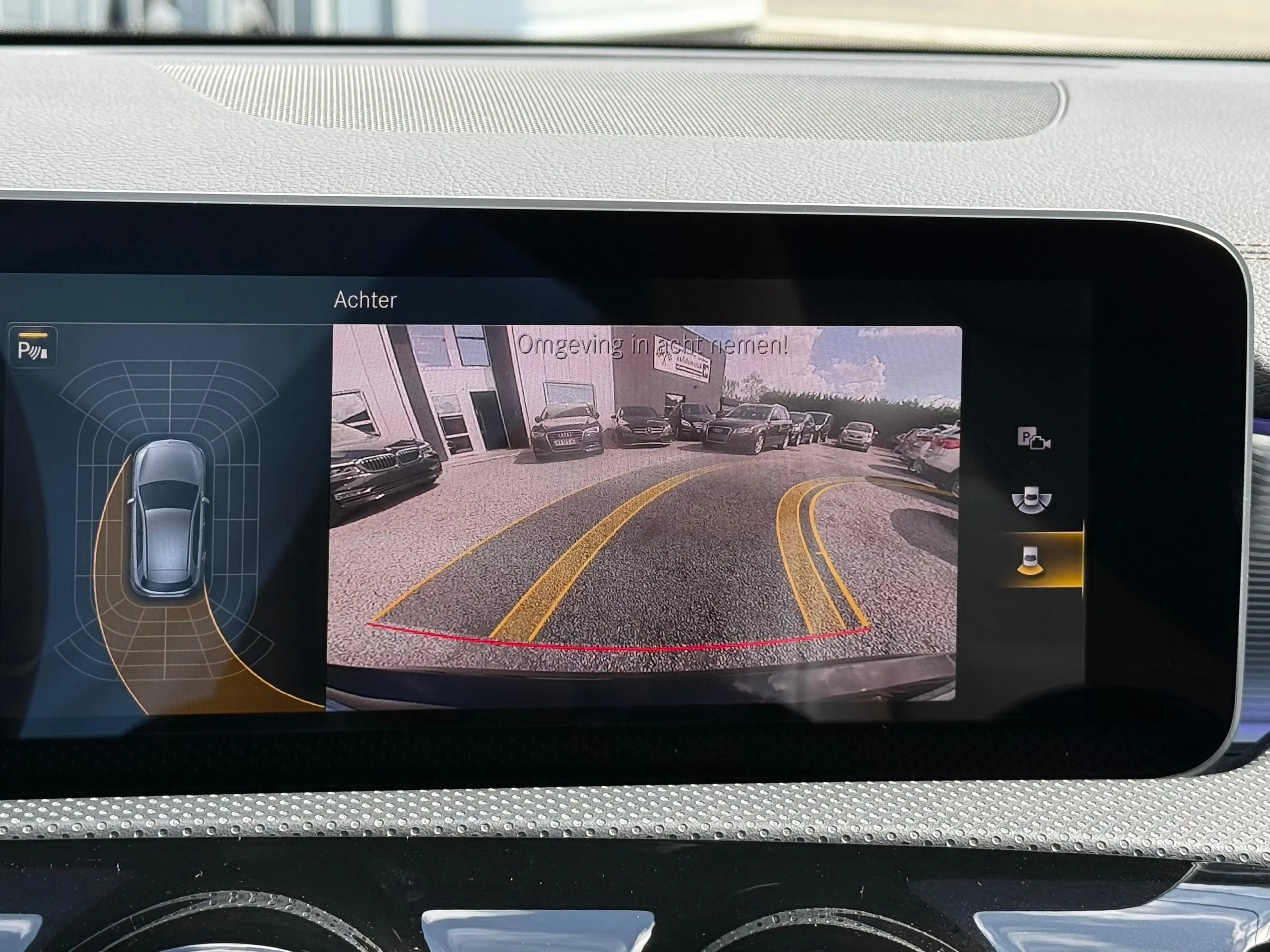 Mercedes-Benz A 180 d Autom. Panorama Leder DAB+ Camera — photo 9