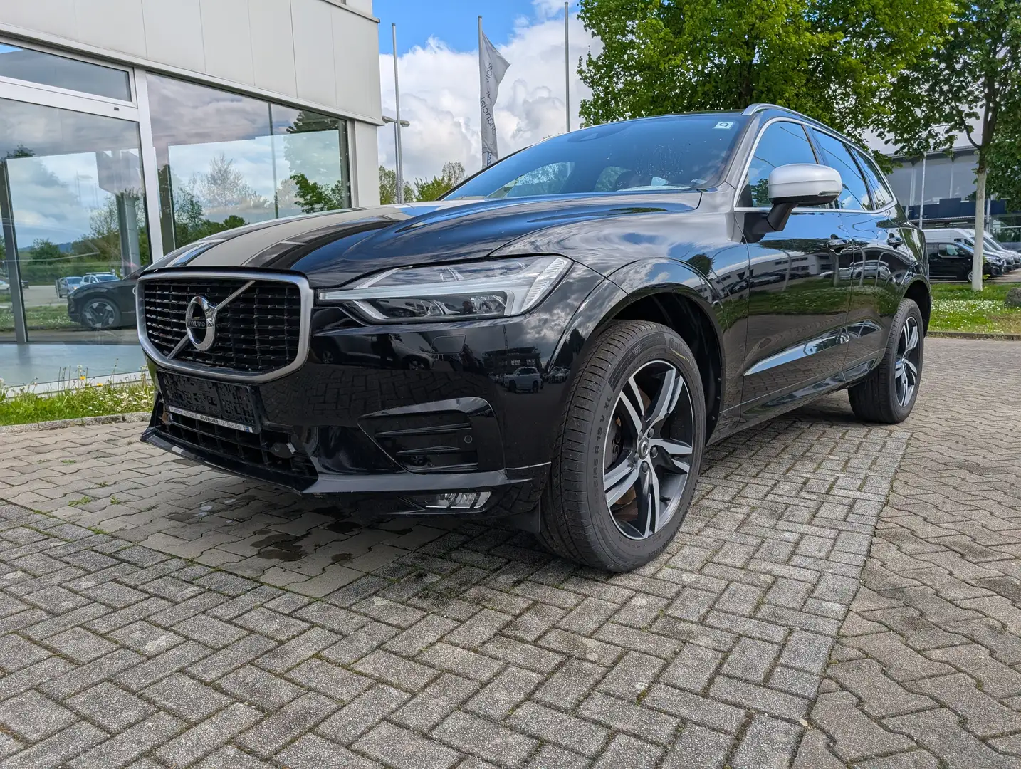 Volvo XC60 XC60 D5 AWD Geartronic RDesign - 2