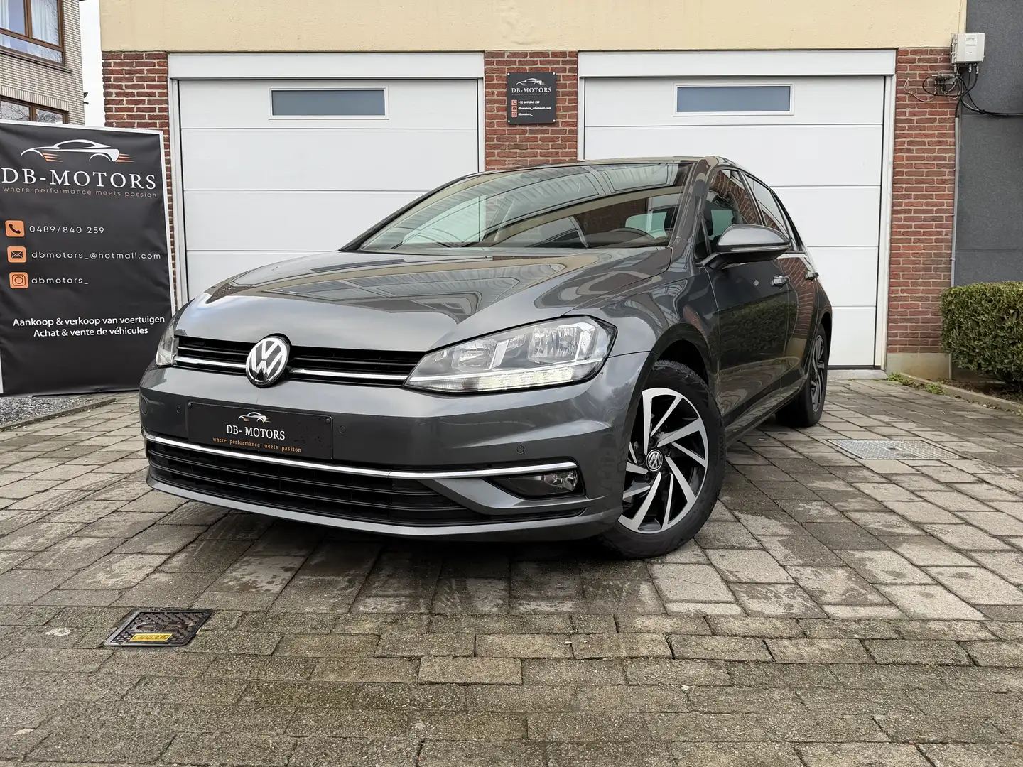 Volkswagen Golf 1.5 TSI DSG 10/2018 135000km (150pk) - 1