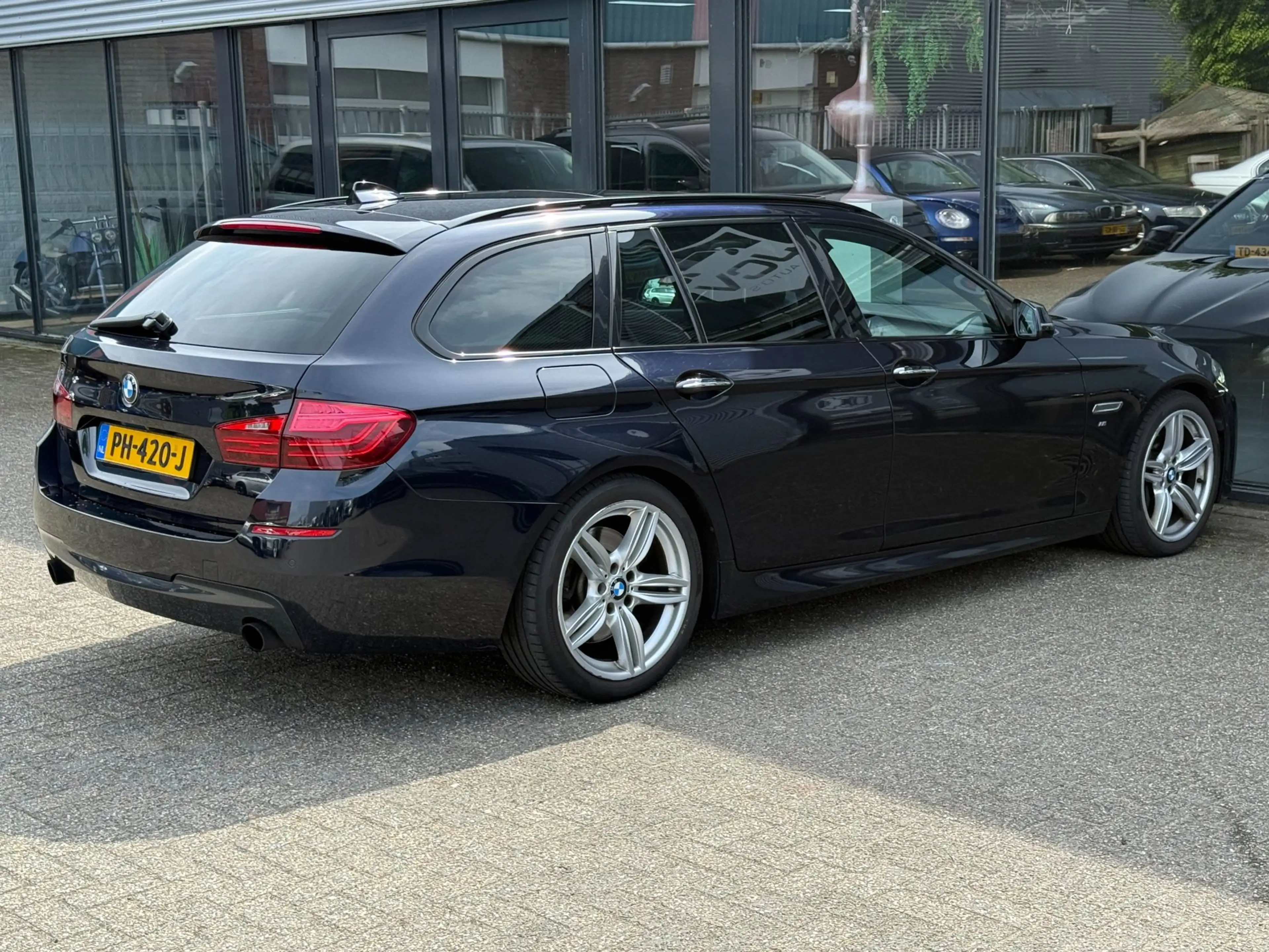 BMW 535 5-serie Touring 535xd High Executive M-PAKKET/PANO — photo 6