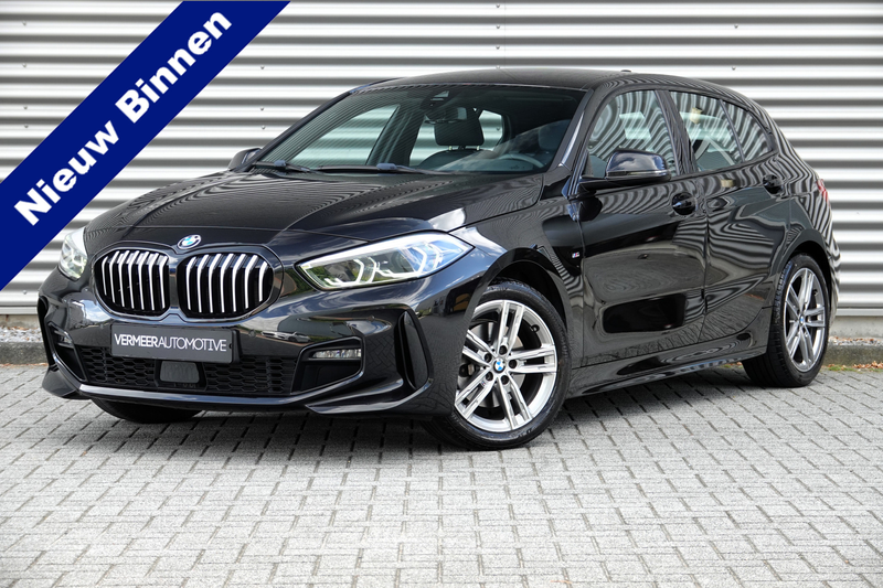 BMW 118 1-serie 118i High Executive M-Sport | Carplay | St