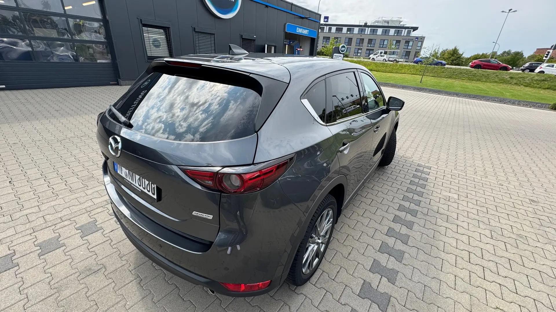 Mazda 6 SKYACTIV-G 194 Drive i-ELOOP Sports-Line Grau - 2