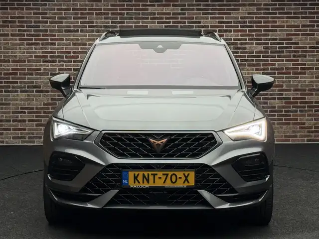 Cupra Ateca view 5