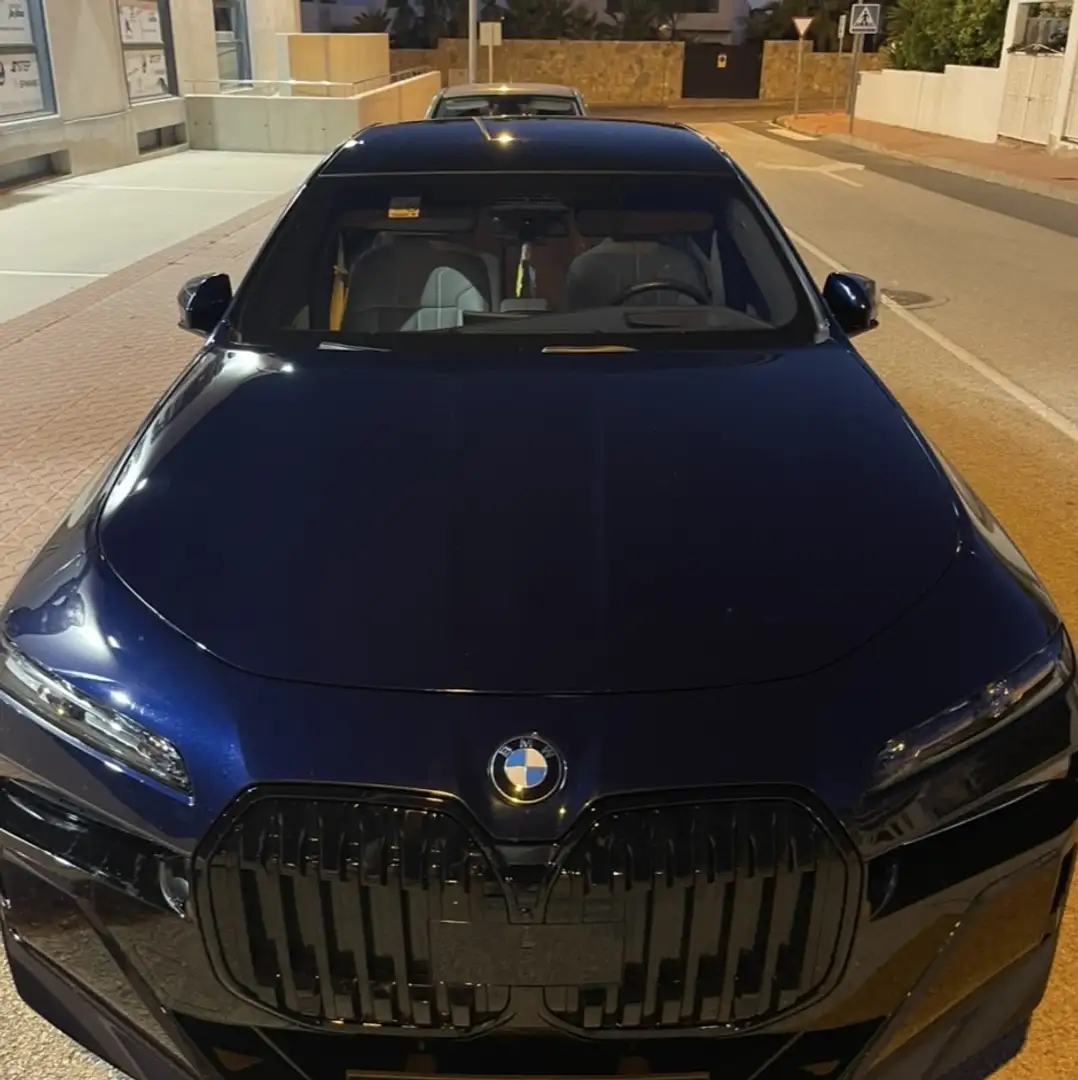 BMW 740 740Ld xDrive - 2