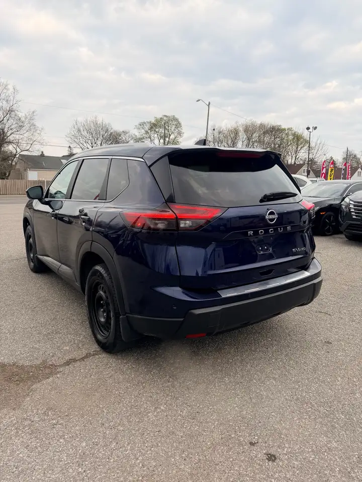 Nissan Rogue снимка Nissan Rogue