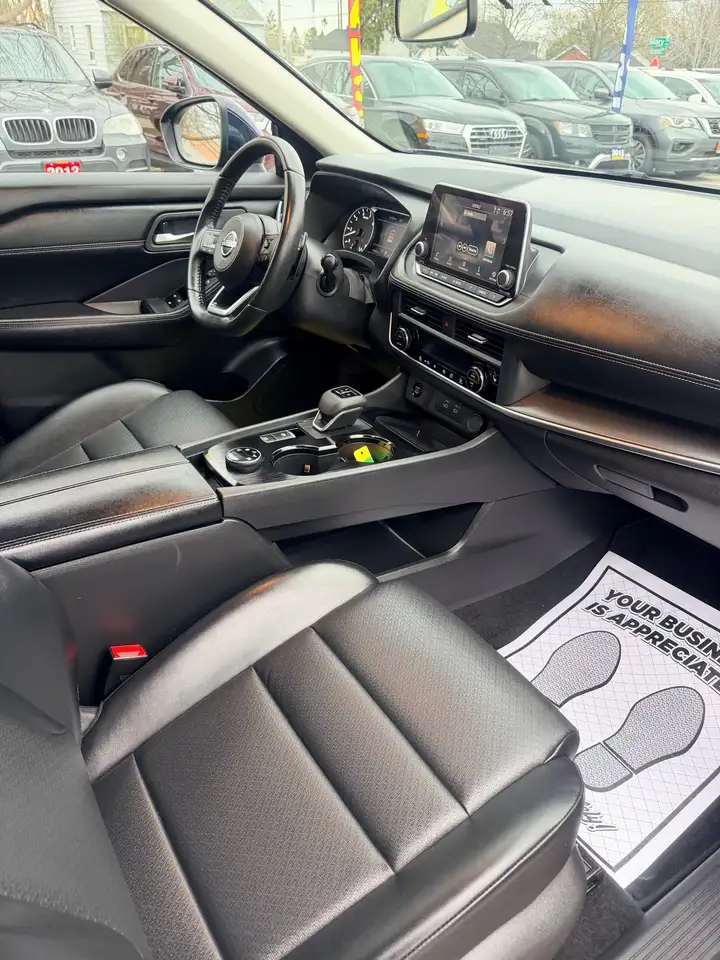 Nissan Rogue снимка Nissan Rogue