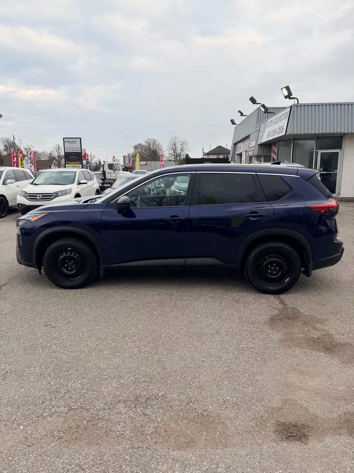 Nissan Rogue снимка Nissan Rogue