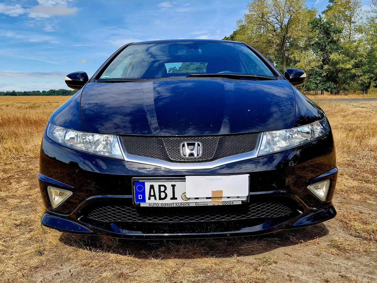 Honda Civic Civic 1.4 i-VTEC Type S crna - 2