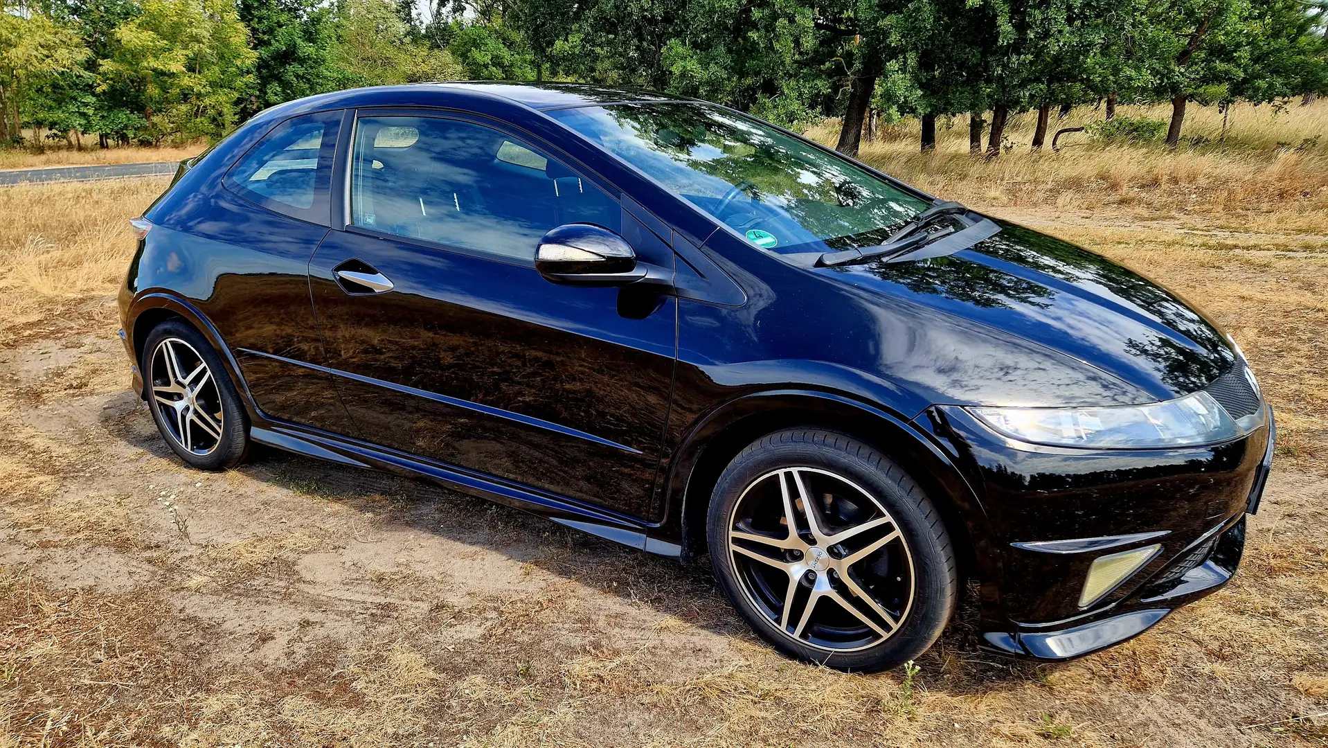 Honda Civic Civic 1.4 i-VTEC Type S crna - 1