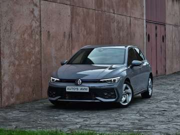 1.5 e-Hybrid DSG**5500km**btw wagen nieuwstaat!!