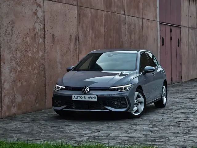 Volkswagen Golf GTE 1.5 e-Hybrid DSG**5500km**btw wagen nieuwstaat!!