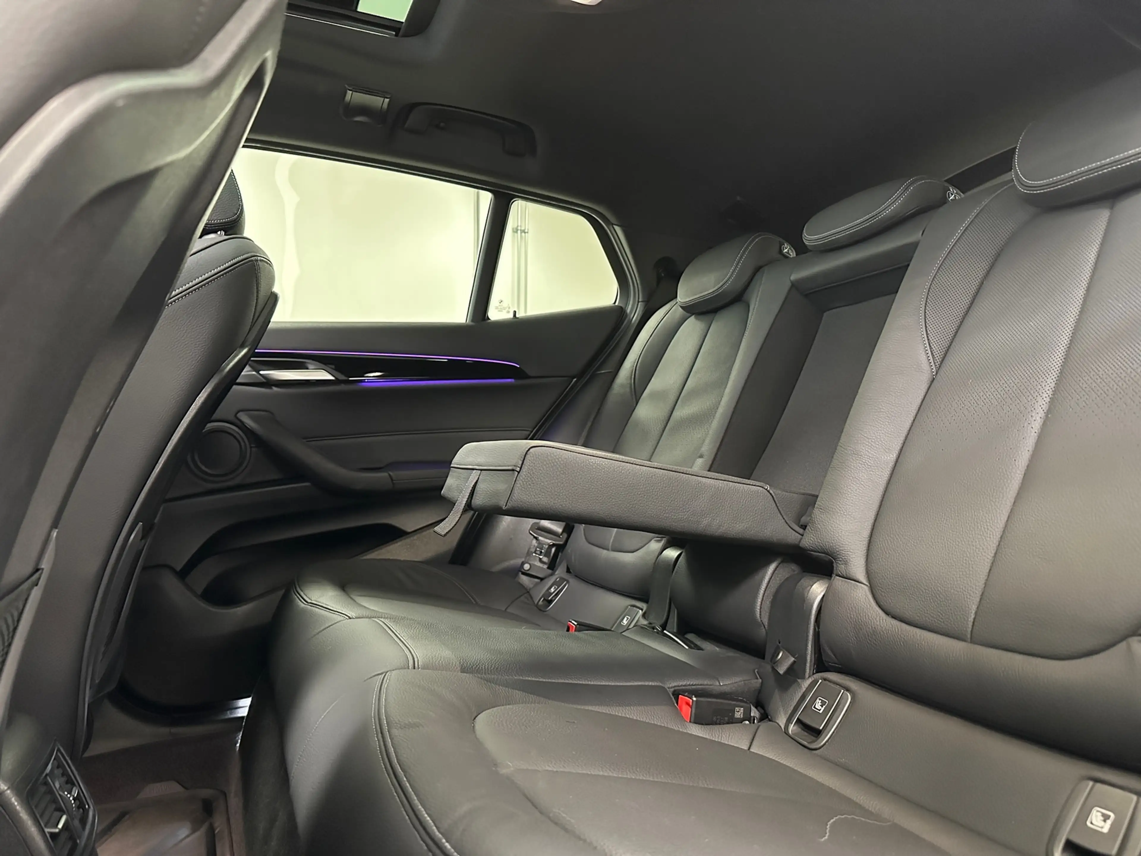 BMW X2 xDrive25e M-Sport X | Brooklyn Grau | Panoramadak — photo 11