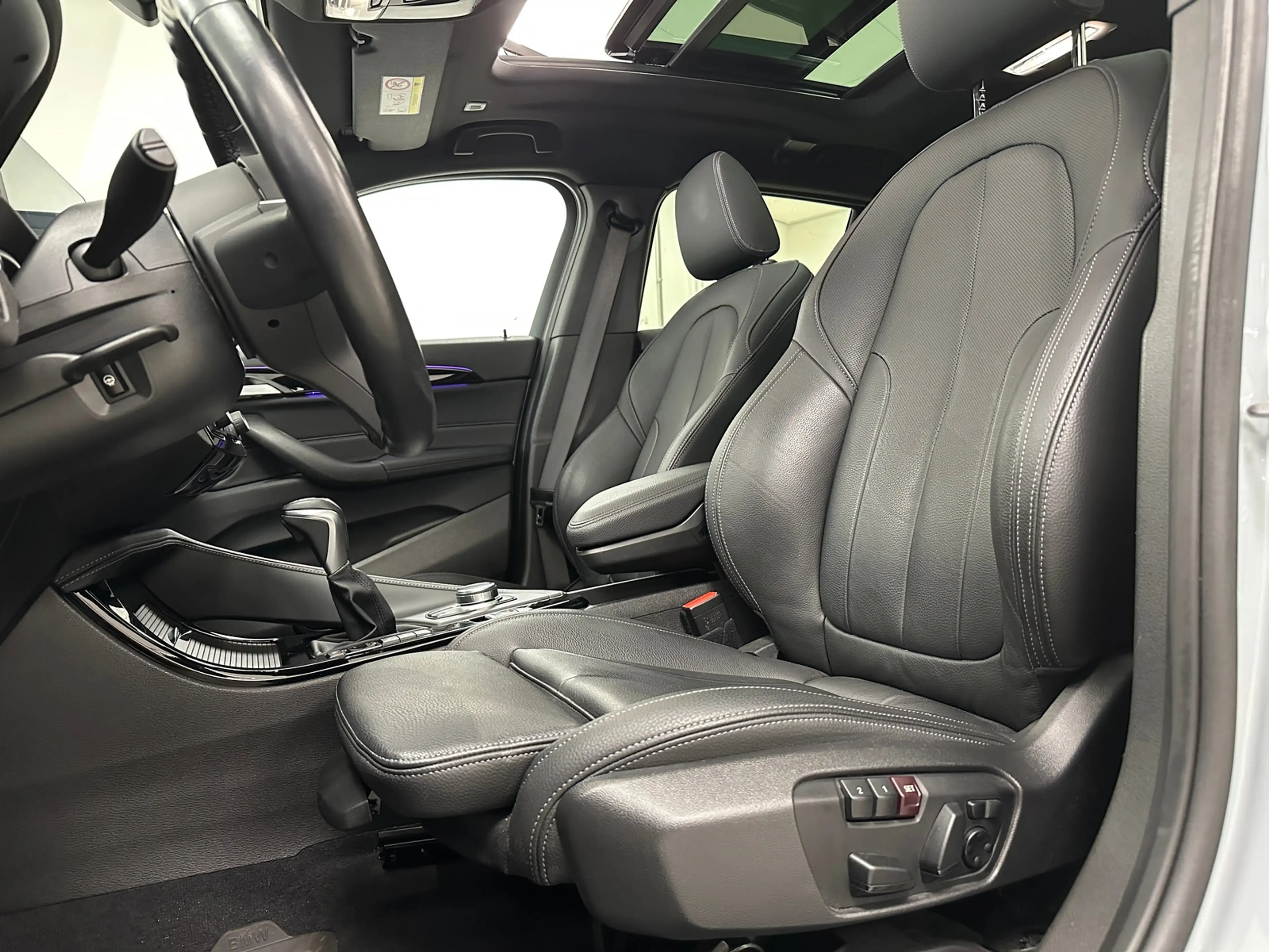 BMW X2 xDrive25e M-Sport X | Brooklyn Grau | Panoramadak — photo 8