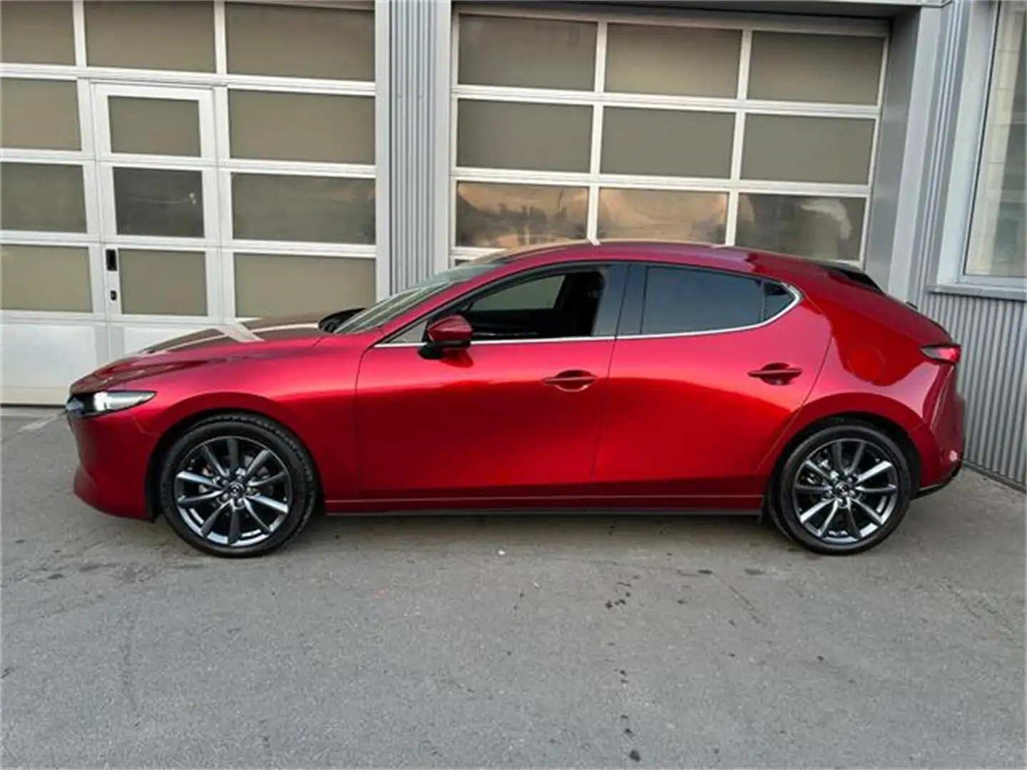 Mazda 3 e-Skyactiv-G122 Exclusive-Line mit Paket STYLE Rot - 2