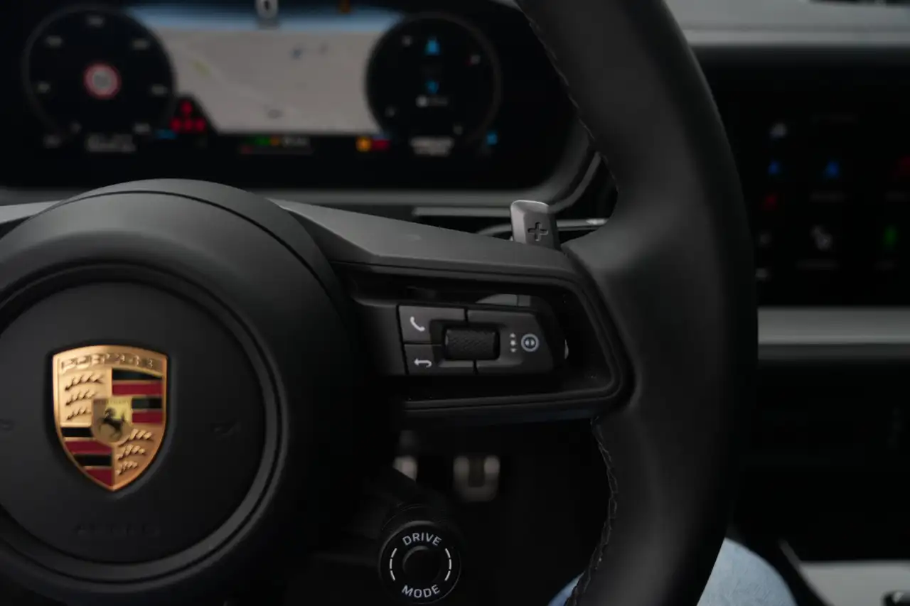 Porsche Cayenne Coupé 3.0 S E-Hybrid 520PK Pano SportChrono, миниатюра 20