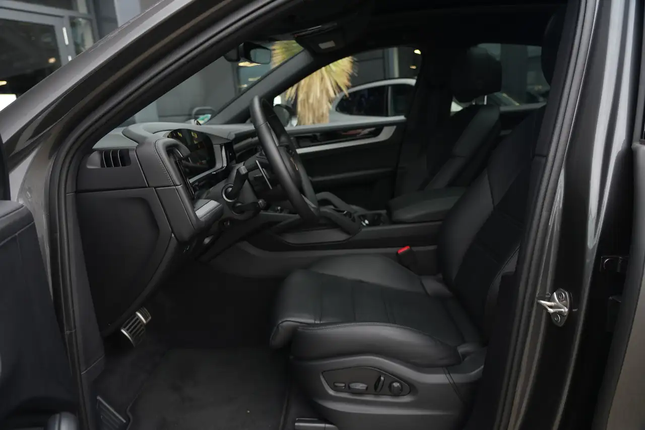 Porsche Cayenne Coupé 3.0 S E-Hybrid 520PK Pano SportChrono, миниатюра 10
