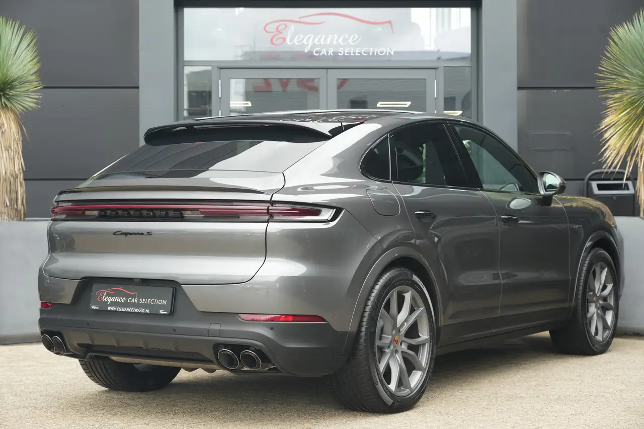 Porsche Cayenne Coupé 3.0 S E-Hybrid 520PK Pano SportChrono, миниатюра 2
