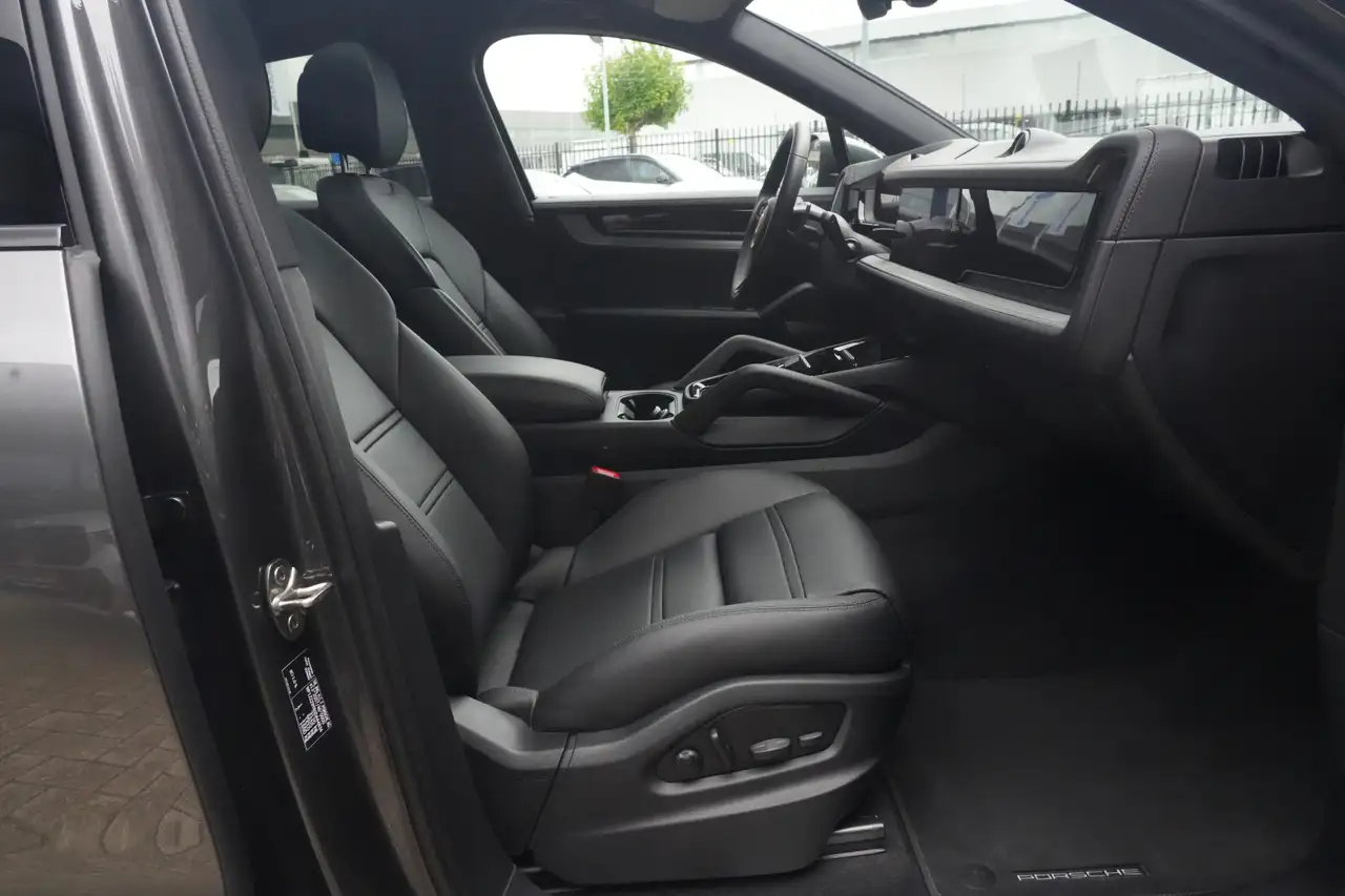 Porsche Cayenne Coupé 3.0 S E-Hybrid 520PK Pano SportChrono, миниатюра 9