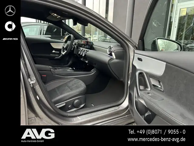 Mercedes-Benz A-Class view 13