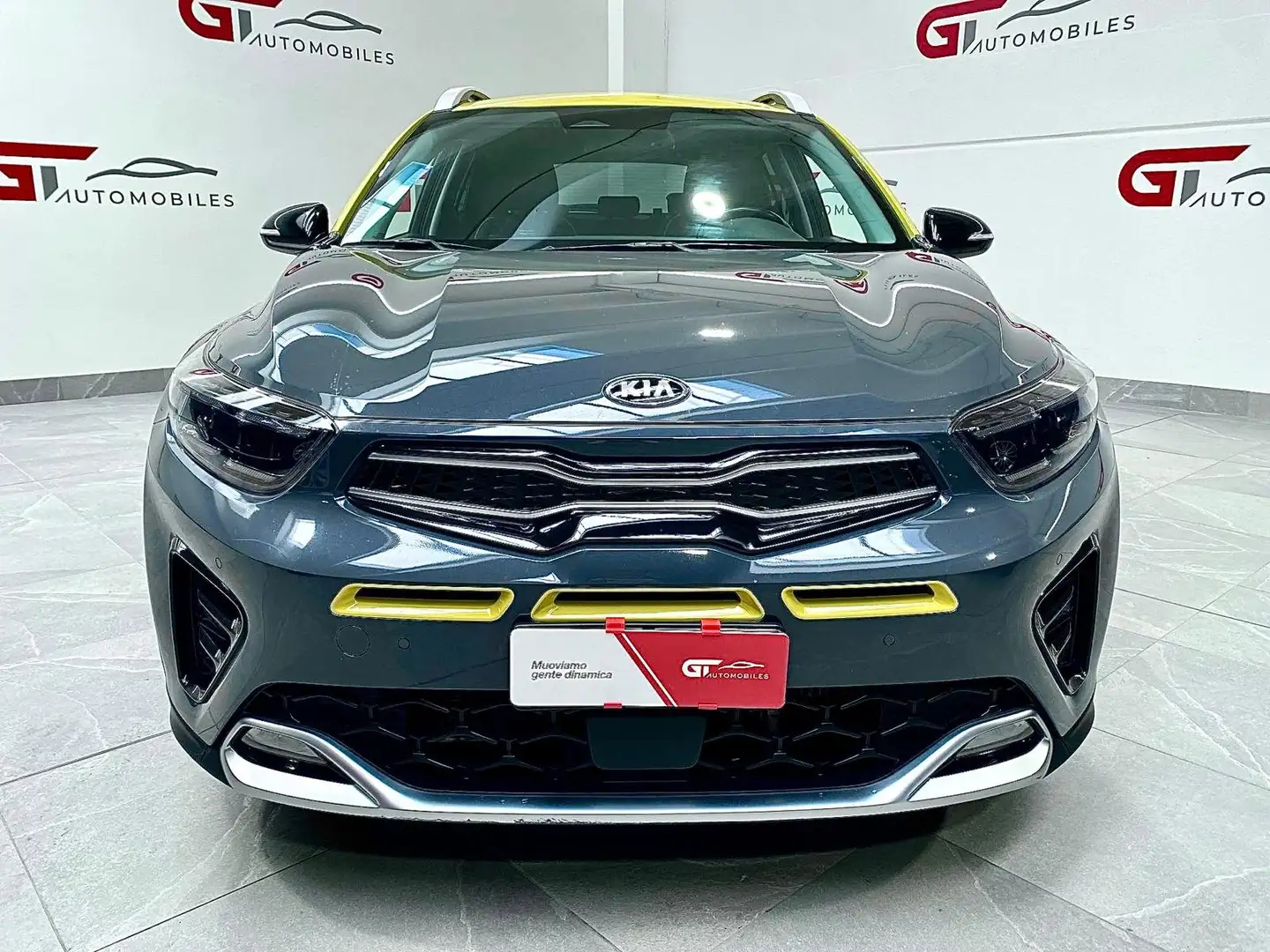 Kia Stonic Stonic 1.0 t-gdi mhev GT Line 120cv dct Gris - 2