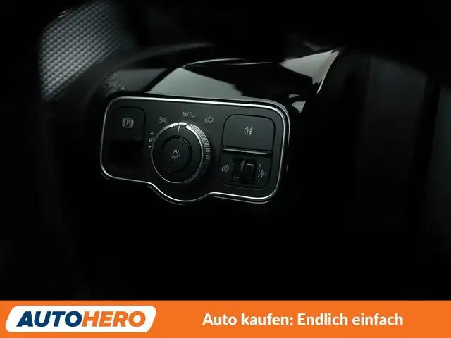 Mercedes-Benz A-Class view 25