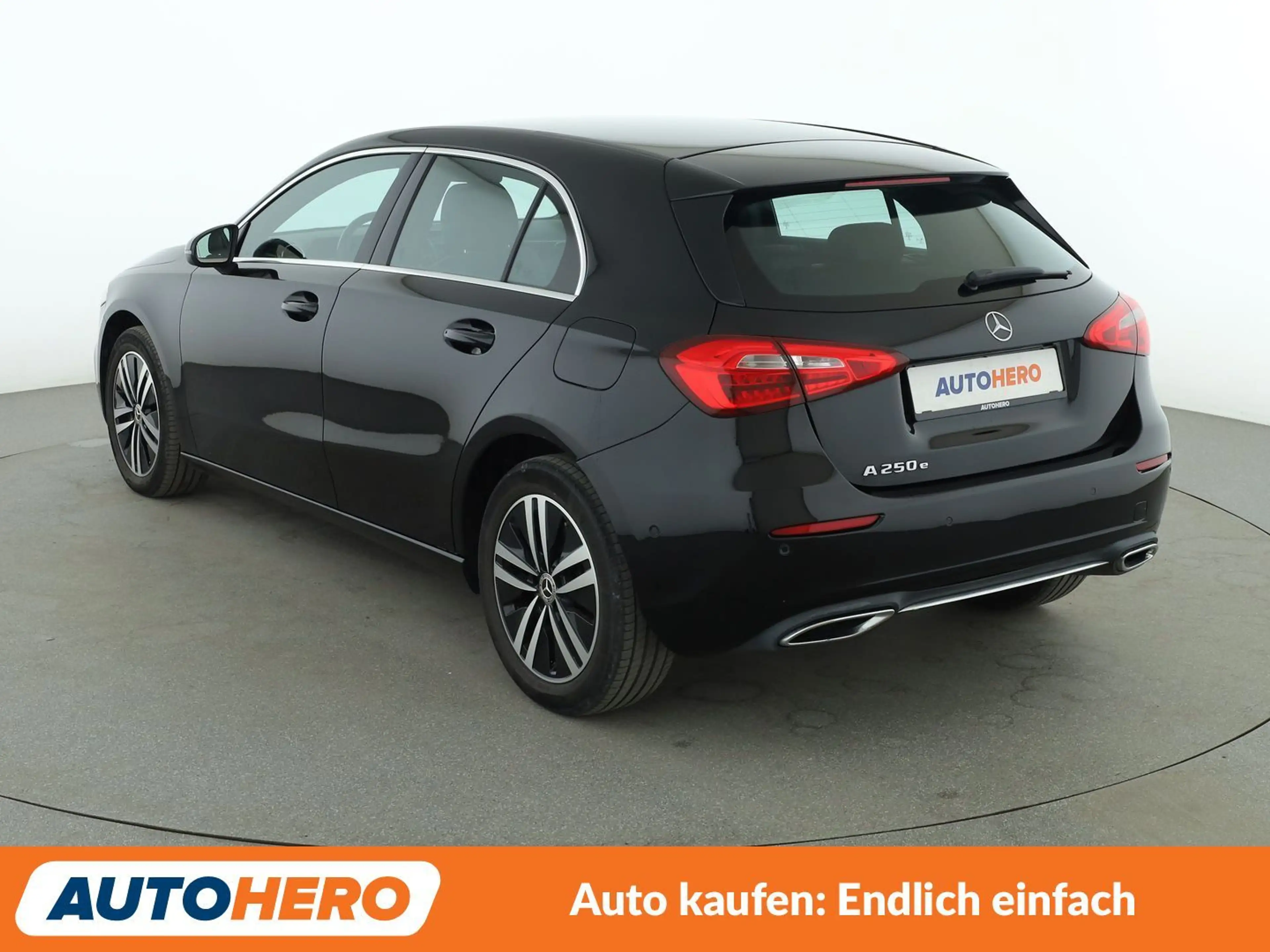 Mercedes-Benz A 250 e Progressive Aut.*NAVI*CAM*TEMPO*SHZ* — photo 4