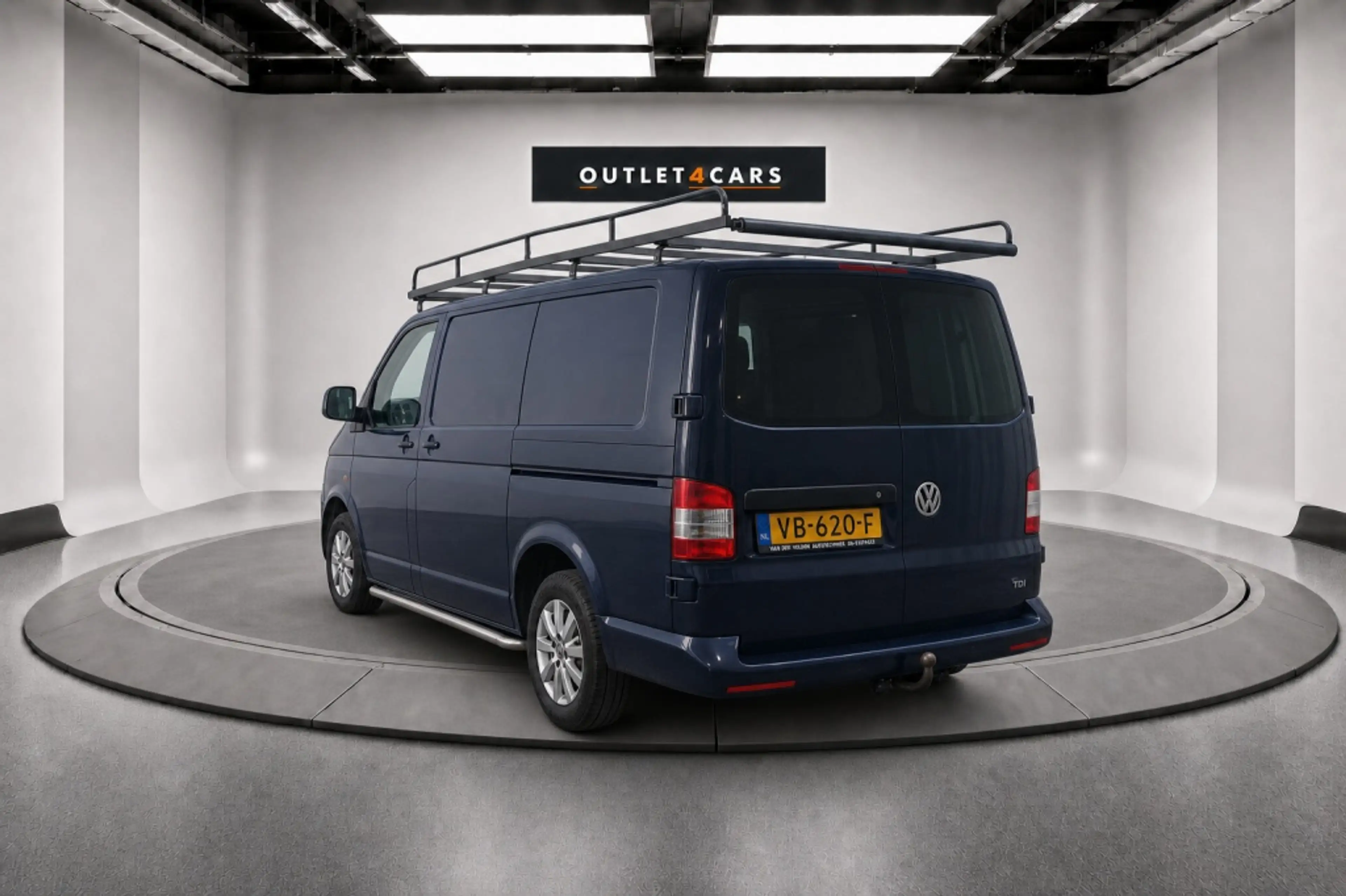 Volkswagen Transporter 2.0 TDI L1H1T800TrDC — photo 3